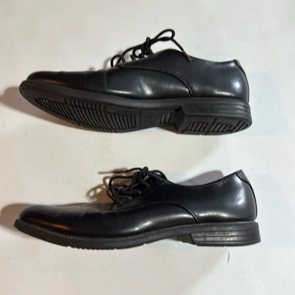 Classic Black Leather Men's Shoes - Picture 2 of 7
